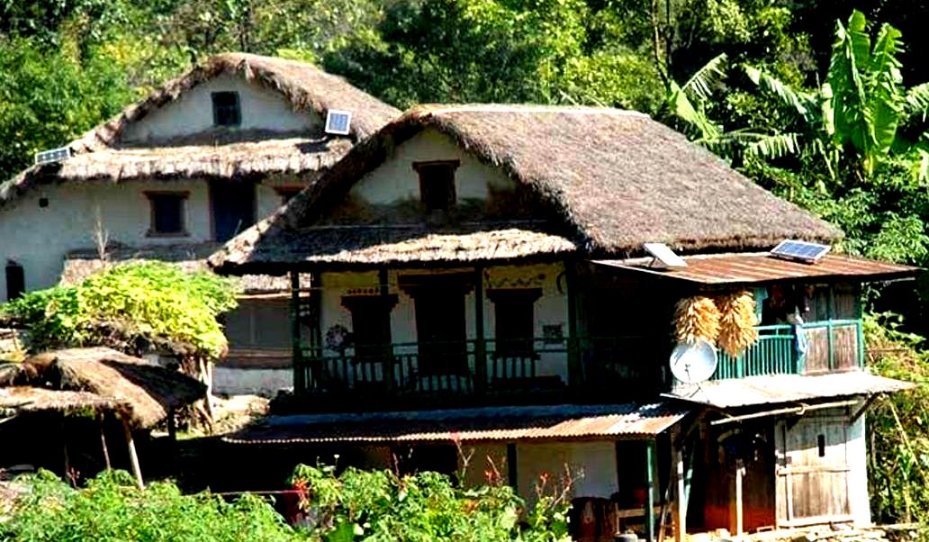 १६४ घर खरको छानामुुक्त 